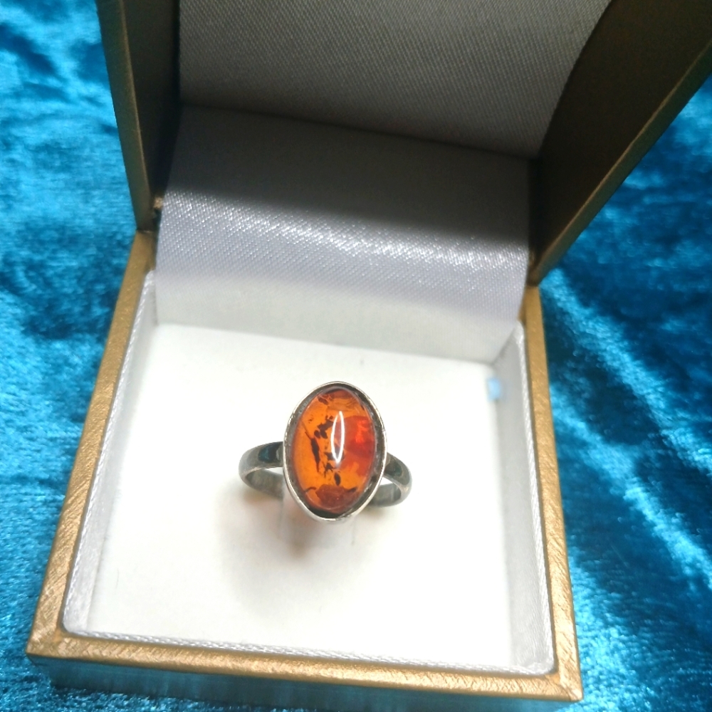 Silver and Amber Ring Size 6